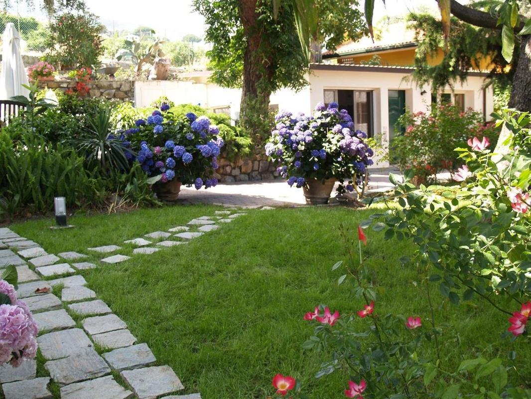 Suite Roxanne San Remo Buitenkant foto